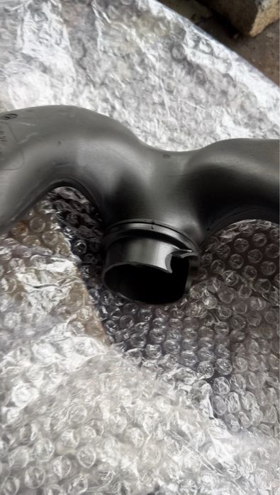 Реставрація Патрубок метелик павук чайка Mercedes 2.8 3.0 3.2 OM642