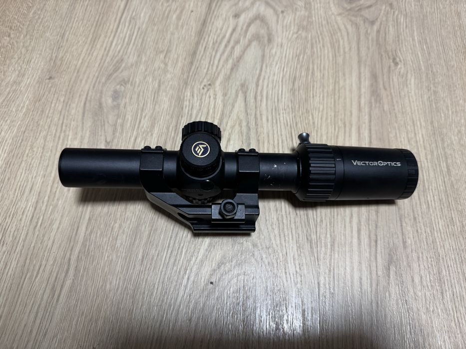 Загонний приціл VectorOptics Taurus 1-6x24