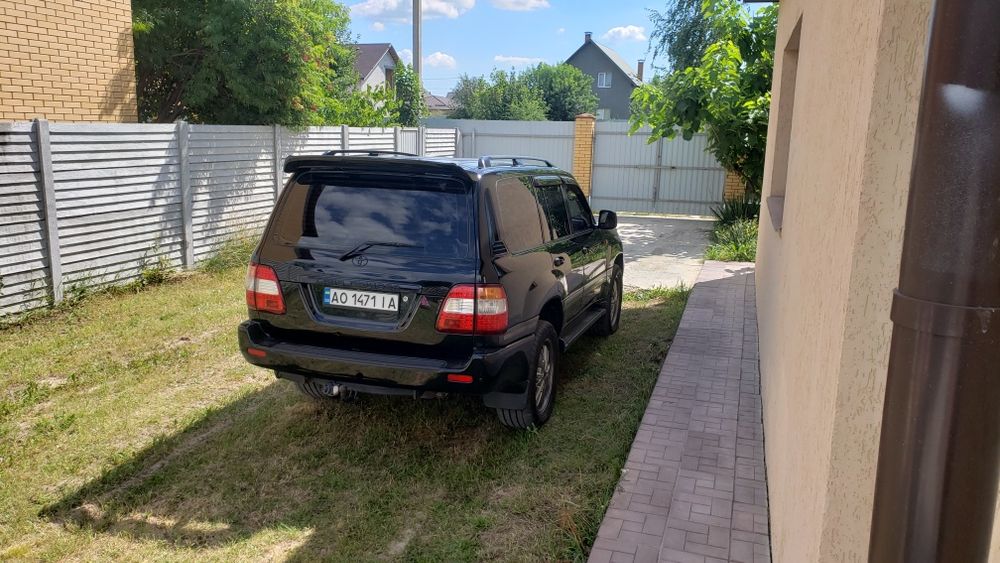 Продаётся Toyota LC100