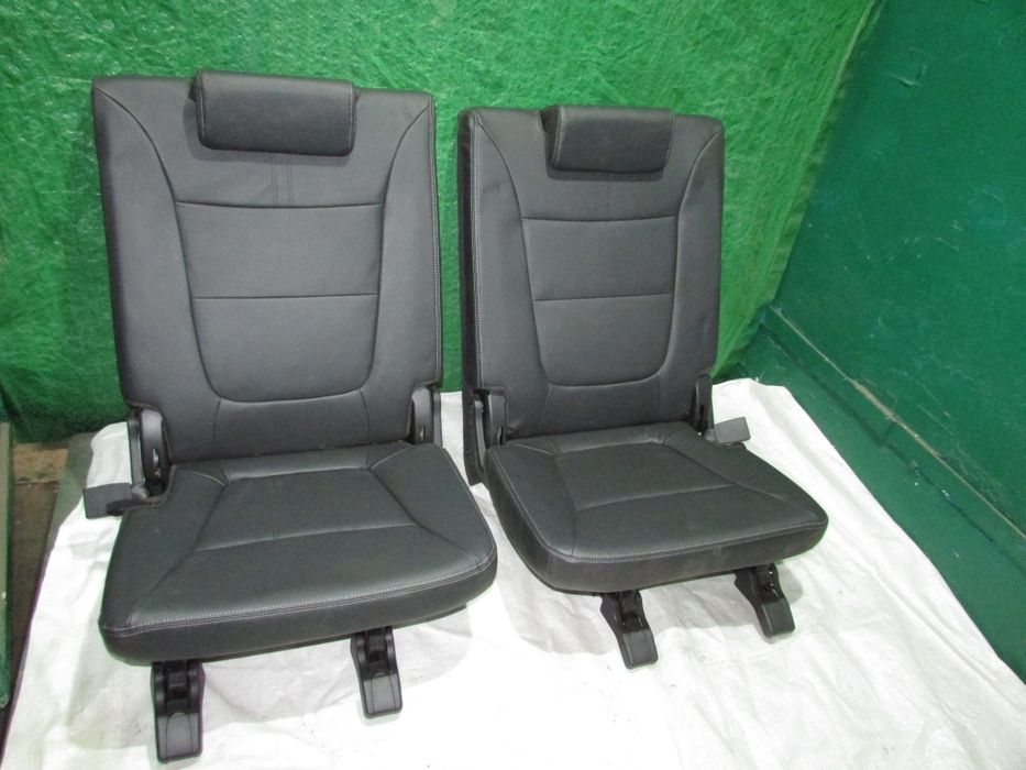 Салон шкіряний 3 ряд Kia Sorento 2 2009-2012 шкіряні сидіння сідушки