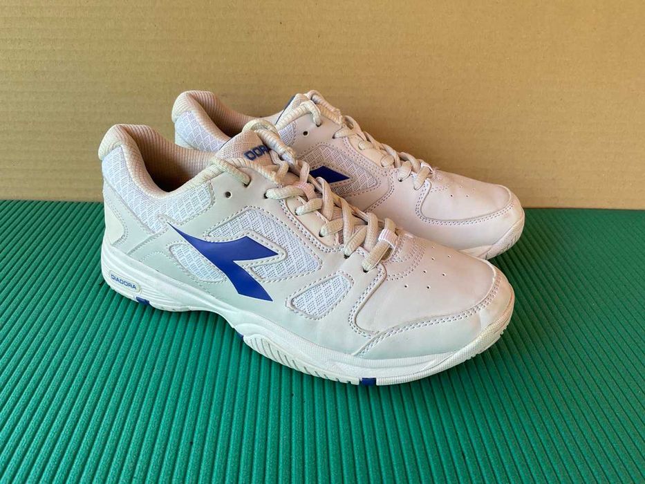Кросівки DIADORA  37р