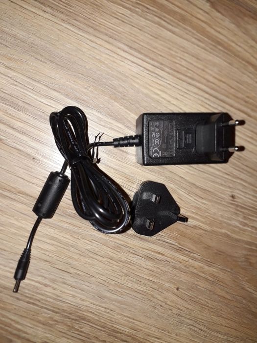 Sprzedam Zasilasz 5V 3A 20W EDAC EA1024BR nowy nie używany.