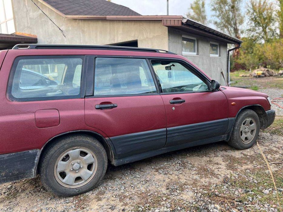 Продам Субару Форестер 2000 года полный привод