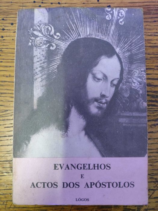 Livro Evangelhos e Actos dos Apóstolos