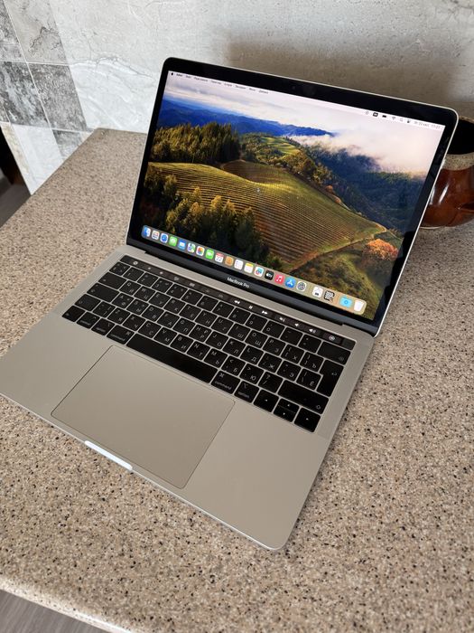 MacBook pro 13インチ 2019 16GB 512GB 管3552 Amazon | 【整備済み品】 Apple MacBook Pro 2019, Thunderbolt