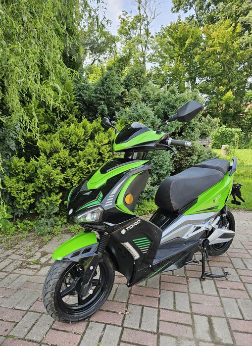 Skuter TORQ  e-max  Led Elektryk