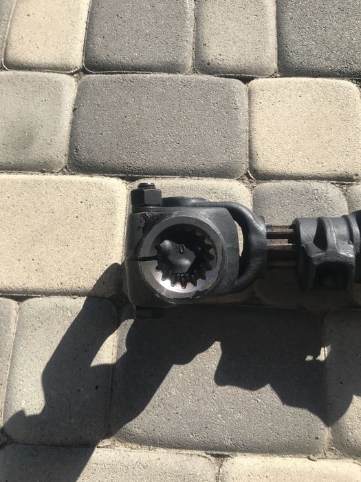 кардан, вал карданний, гук, трактор, комбайн, оприскувач, фреза