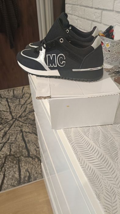 Buty sportowe r.38