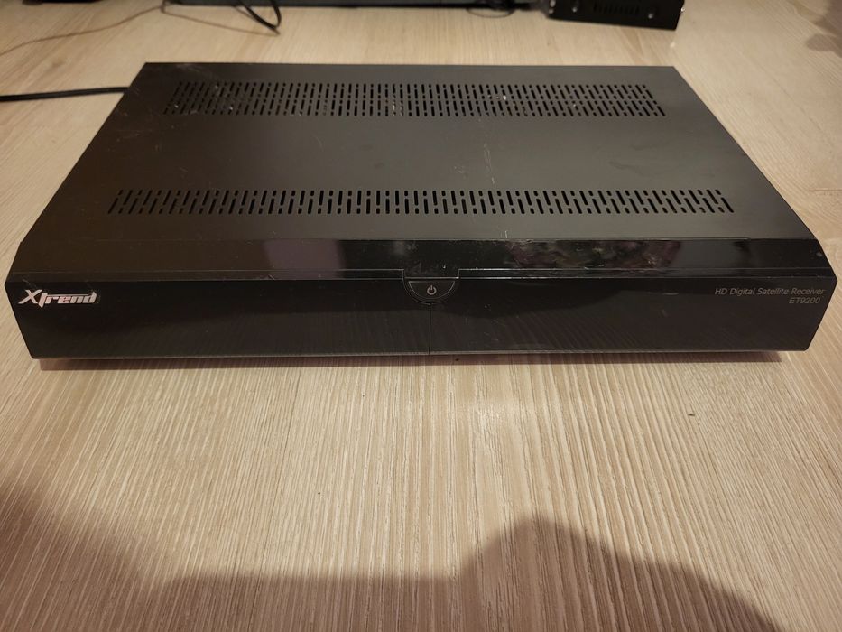 Tuner telewizyjny xtrend