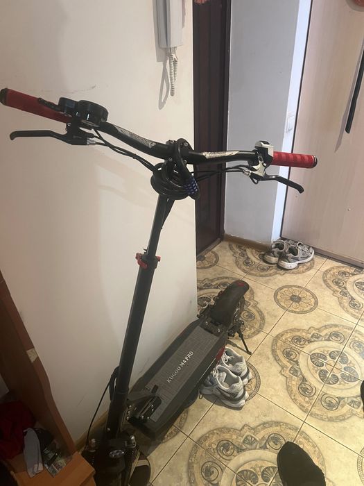 Електро самокат kukirin m4 pro