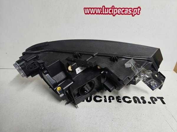 Otica Esq VOLKSWAGEN ID 4 l 23- l 126002