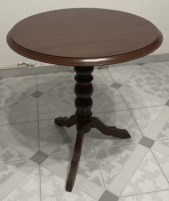 Mesa de apoio para sala