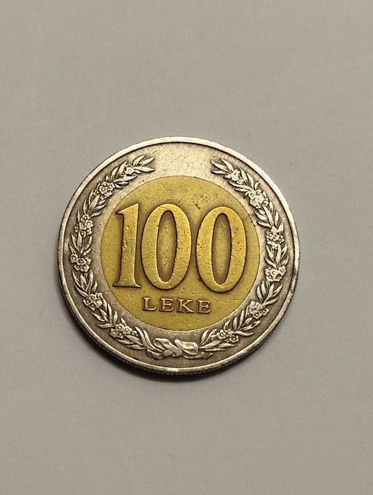 Sprzedam monetę Albania 100 leków 2000r. - królowa Teuta