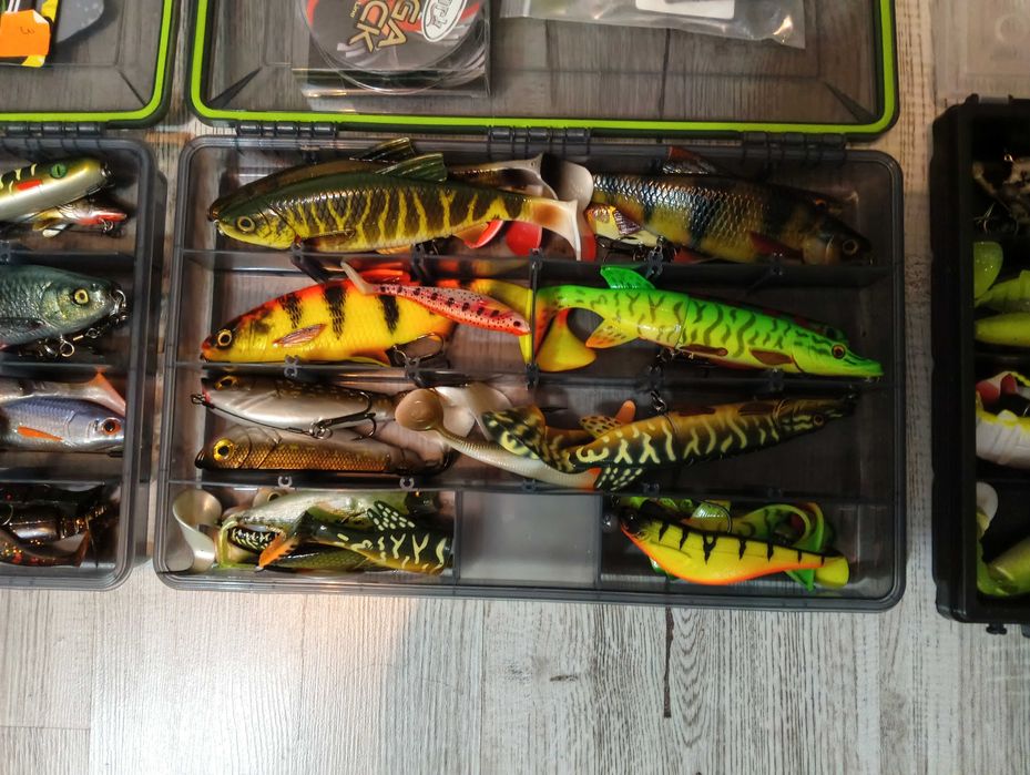 zestaw spinningowy wędka przynęty