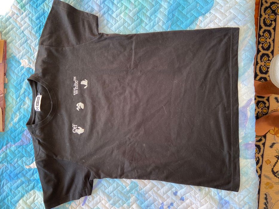 T-shirt Off-White Preta