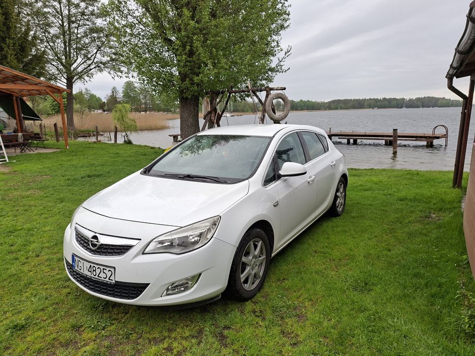 Opel Astra J 1,7 CDTI 2010 r.