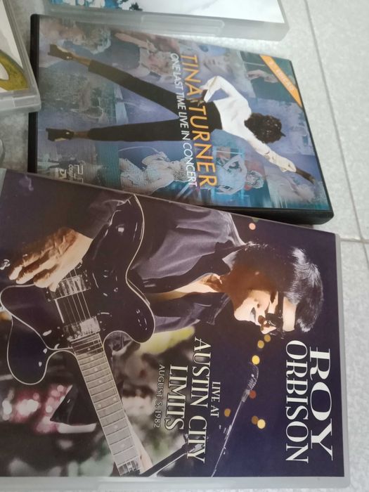 DVD Musicais - Vários artistas e bandas - como novos - Música