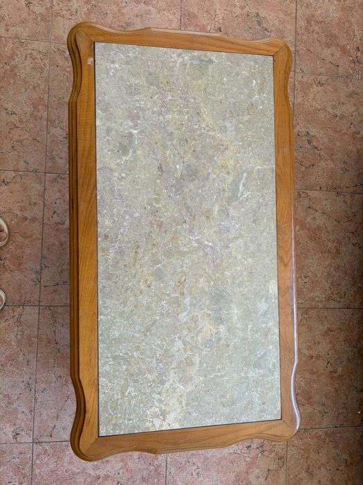 Mesa de apoio de sala