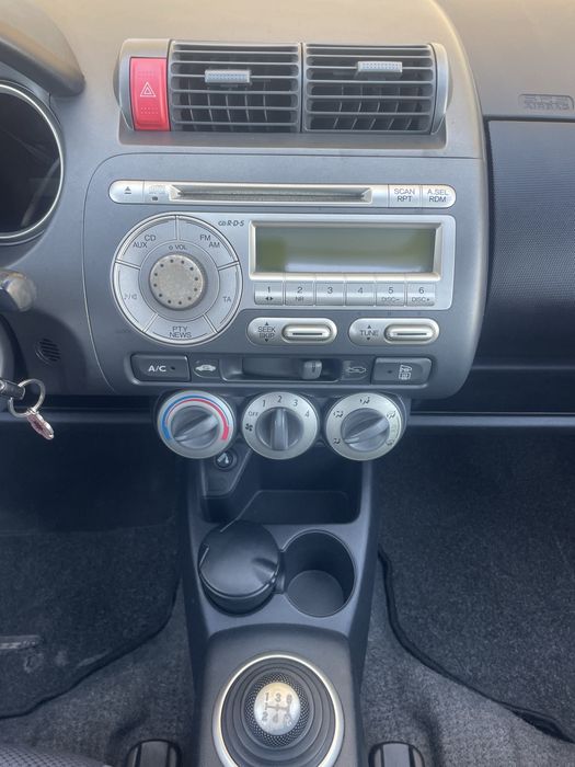 Honga Jazz 1.2cc c/ac