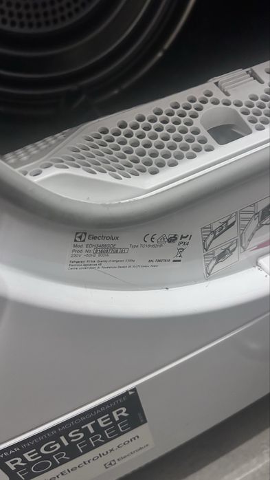 Suszarka z pompom ciepła  EDH4388GDE electrolux