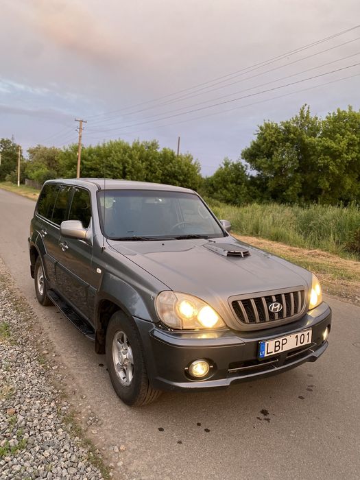 Продам Hyundai Terracan 3.0 дизель на уверенном ходу