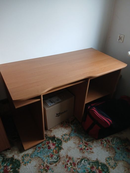 Sprzedam biurko 50zl