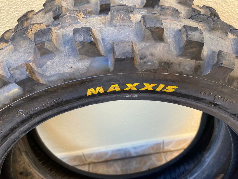 Pneus de enduro e motocross