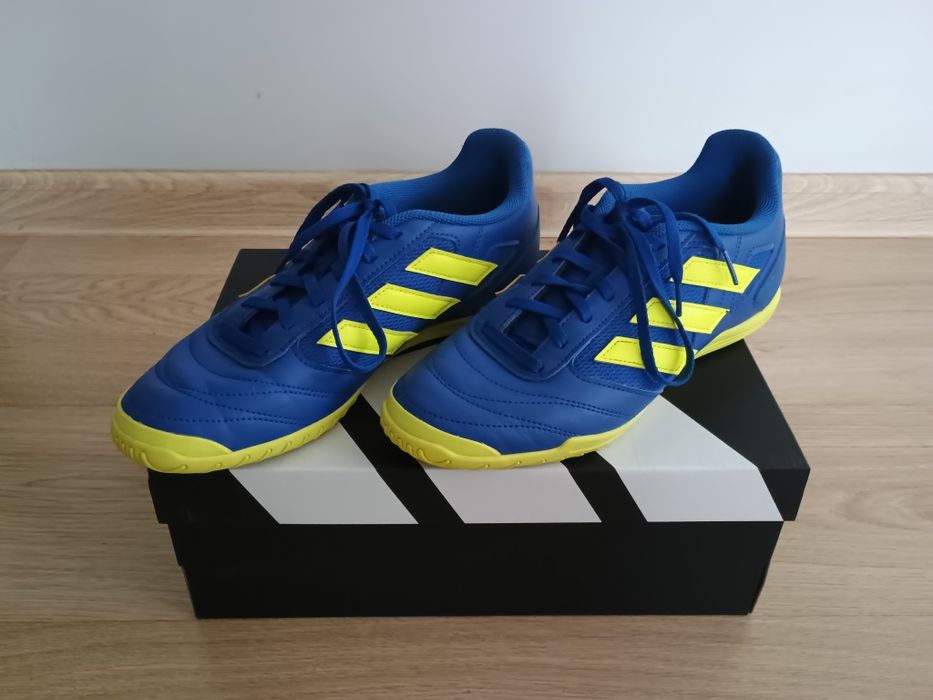 Buty halowe adidas