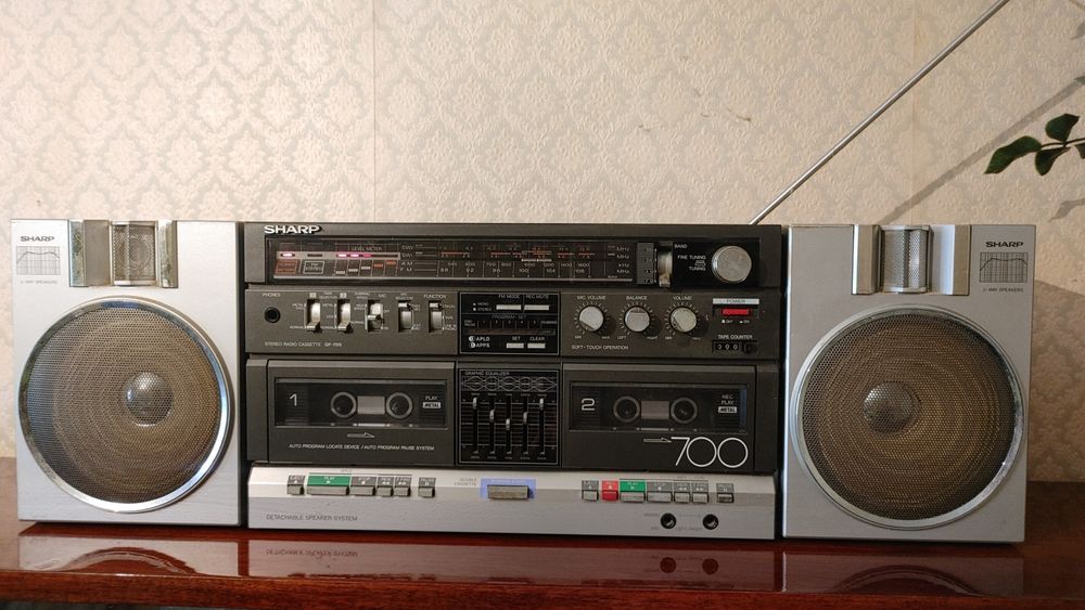 Винтажная магнитола Sharp GF 700: 5 000 грн. - Магнітоли Одеса на Olx