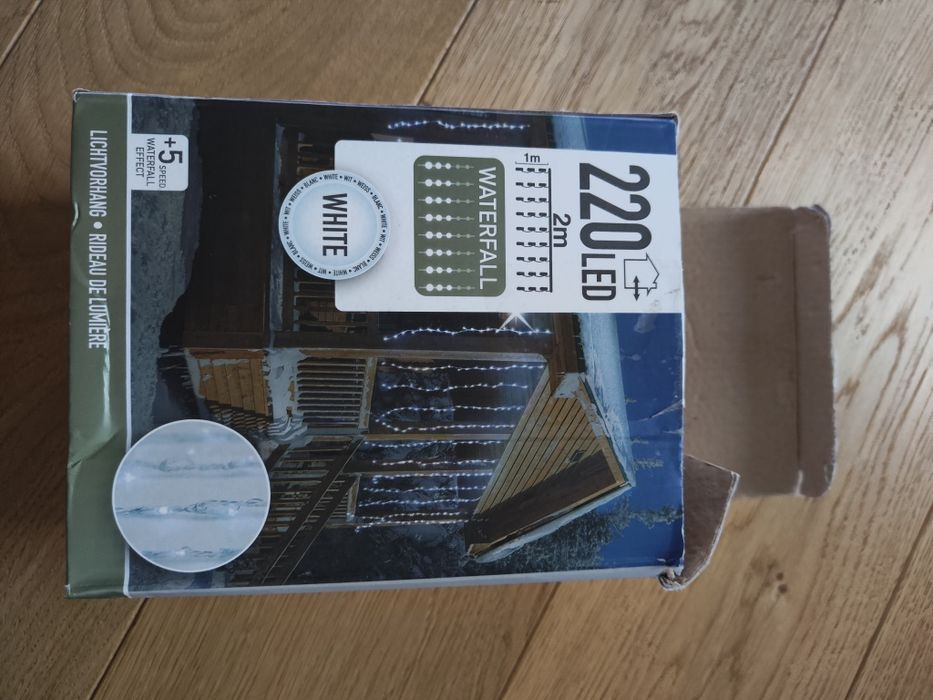 Lampki kurtyna zewnętrzna led