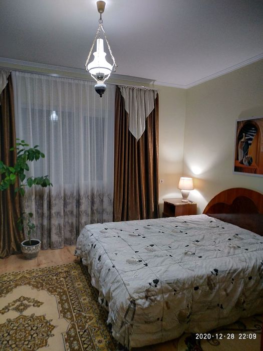 Садиба Під Скелею