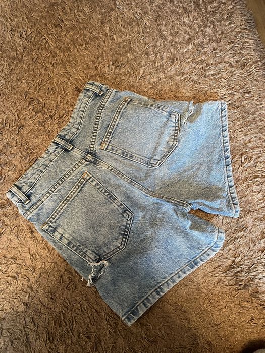 Джинсові шорти zara, розмір хс