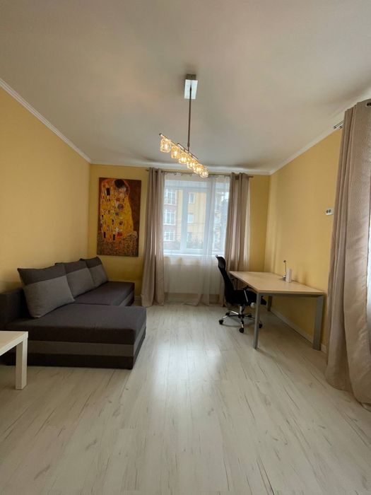 Продаю квартиру в центрі Івано-Франківська