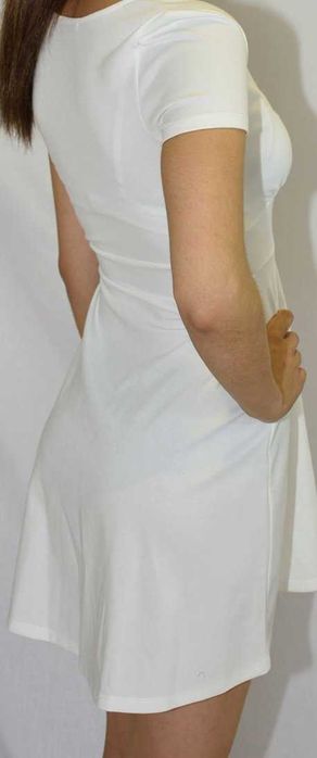 Lore de 15 vestidos brancos de Verão