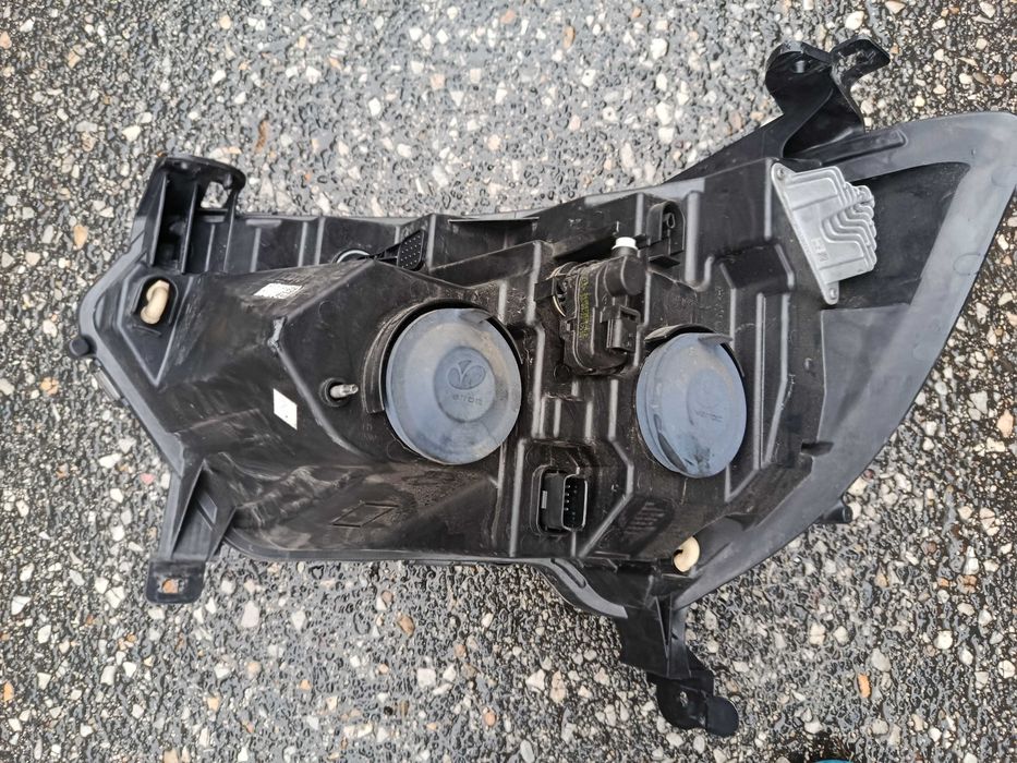 Renault master lampa prawa