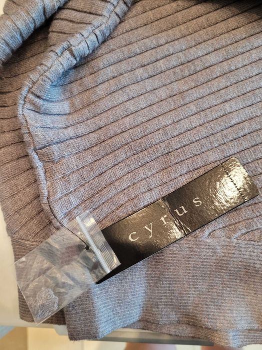 Cyrus sweter szary grafitowy 42 XL