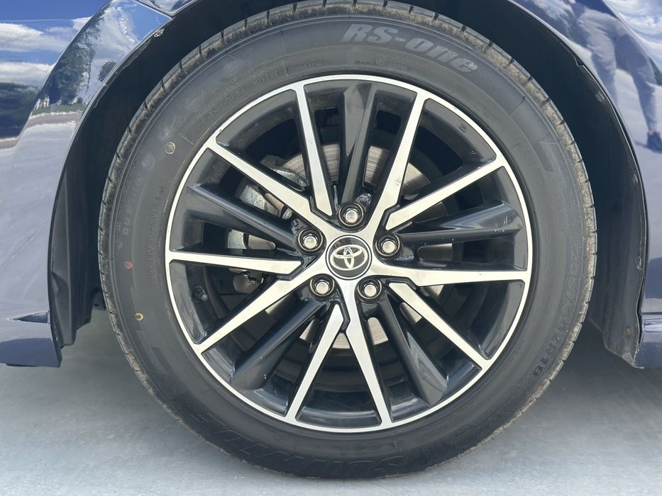 Toyota Camry 2.5 Hybrid 2021 SE