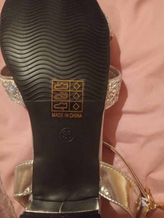 Vários artigos da shaine