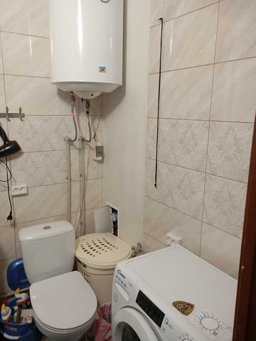 Продам 1к.квартиру-3/14"S=38М2"Ж/М"Фрунзенский"Заходи и живи.