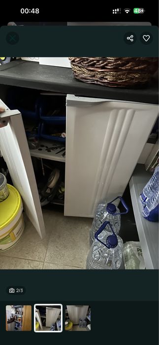 Armário pequeno para ferramentas ou dispenseiro