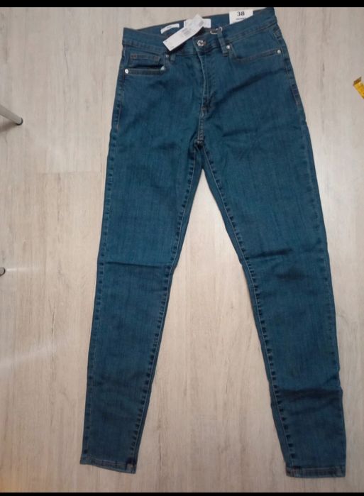 Spodnie damskie dżinsy  skinny rozmiar 38