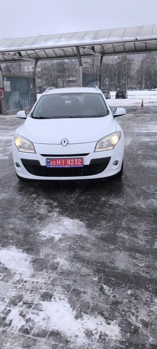 Продаю мегана.    .