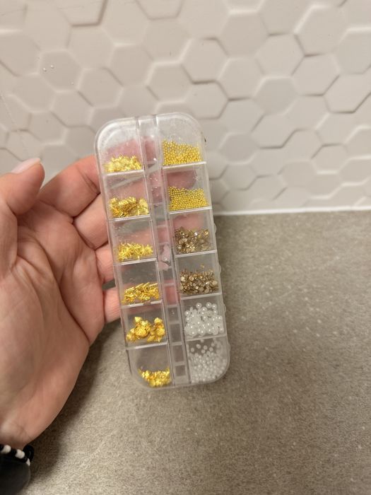 Nowy zestaw do zdobienia paznokci ozdoby