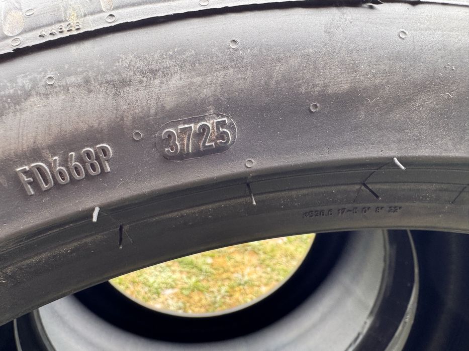 295/35/21  шини pirelli