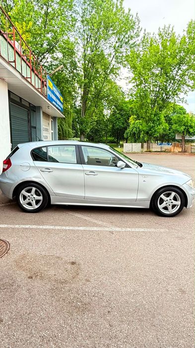 Samochód BMW E87 Seria 1