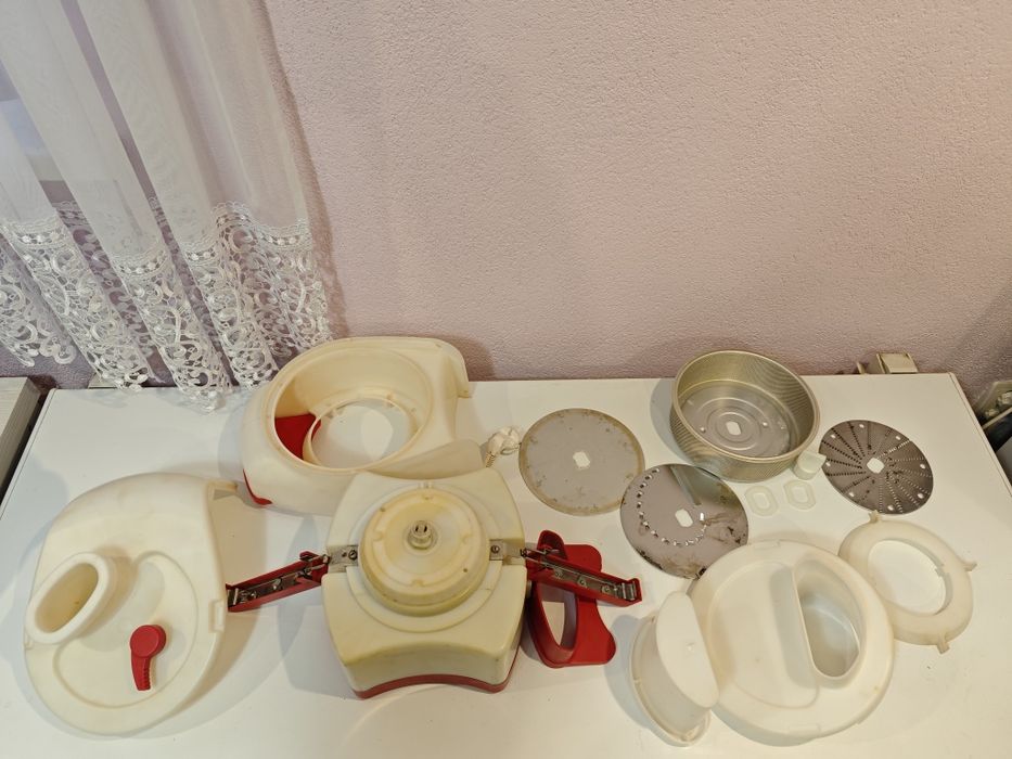 Соковыжималка / Соковитискач/ Соковижималка