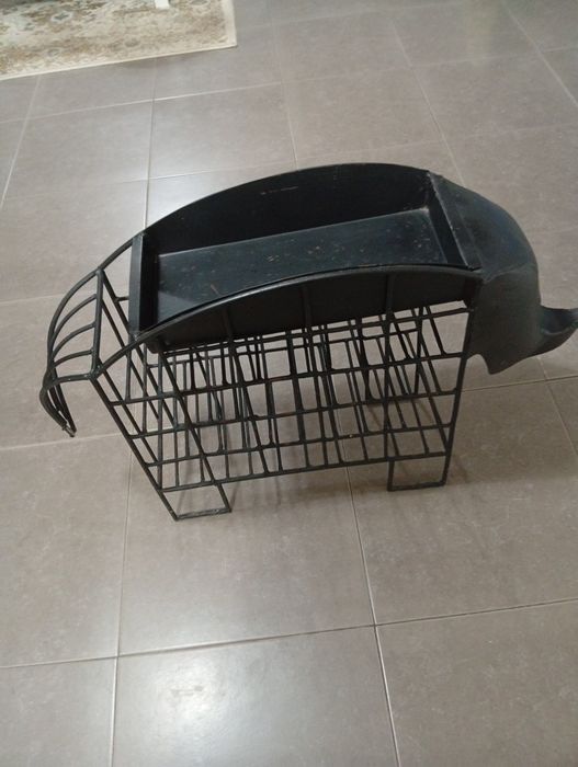 Garrafeira feita á mão
