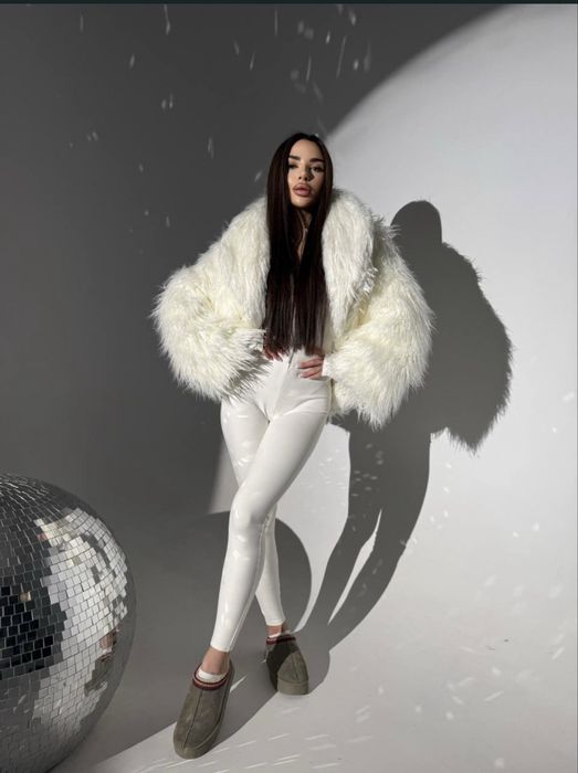 Трендова шуба лама