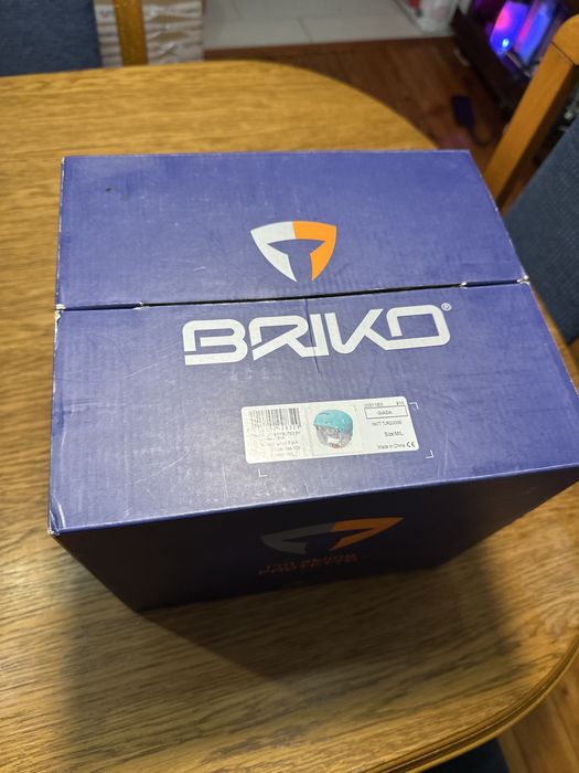 Kask narciarski dzieciecy Briko