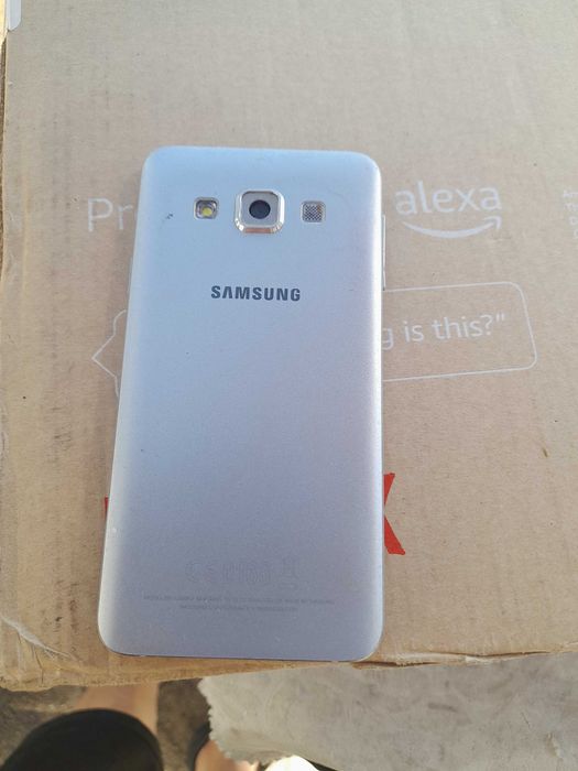 telemovel samsung galaxy a3 2018 como novo